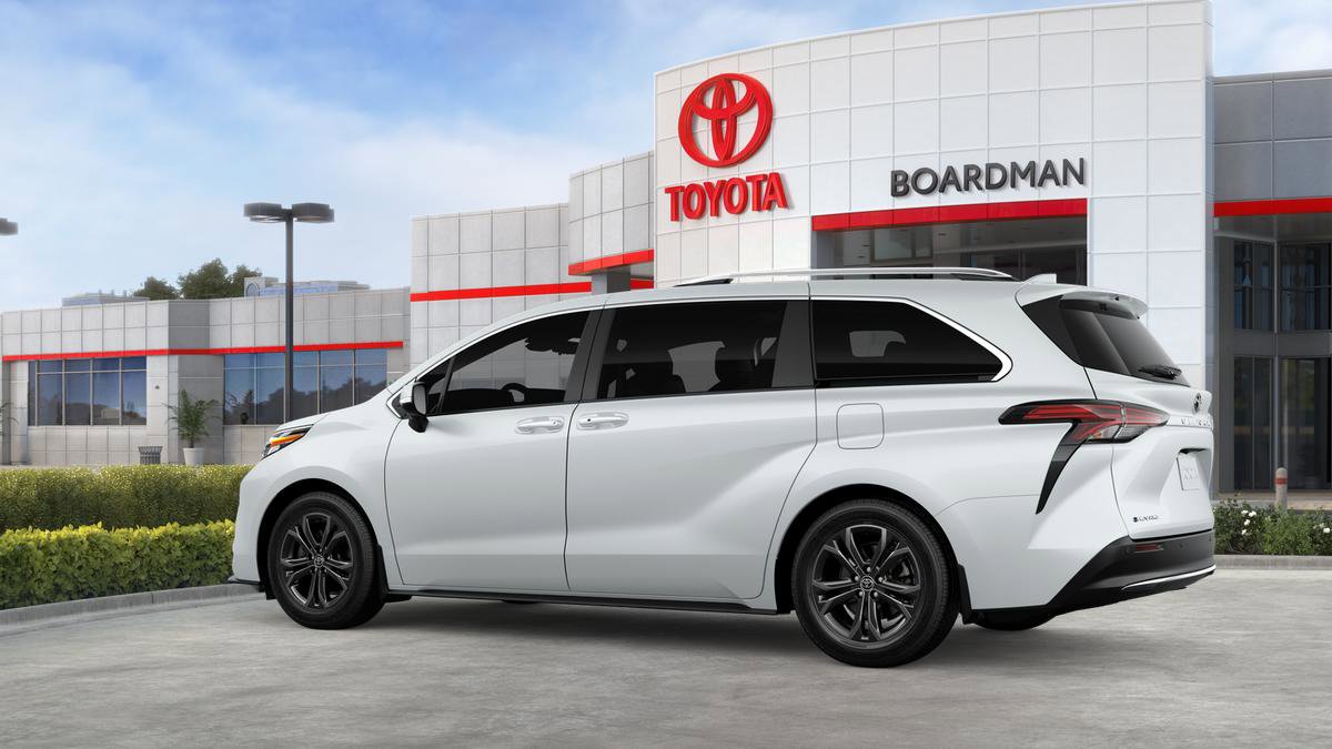 New 2026 Toyota Sienna Platinum image 7