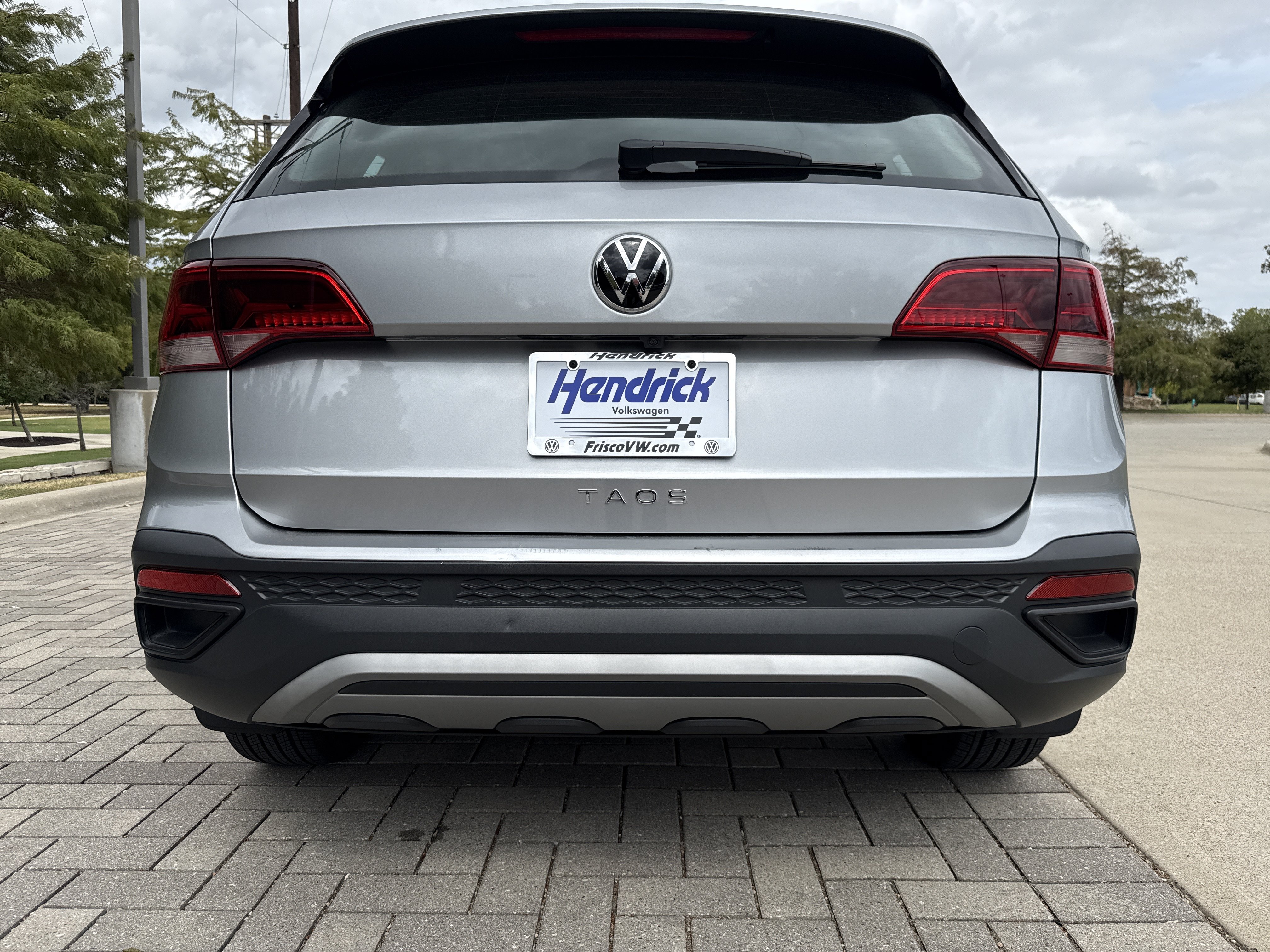 Certified 2023 Volkswagen Taos S FWD image 8
