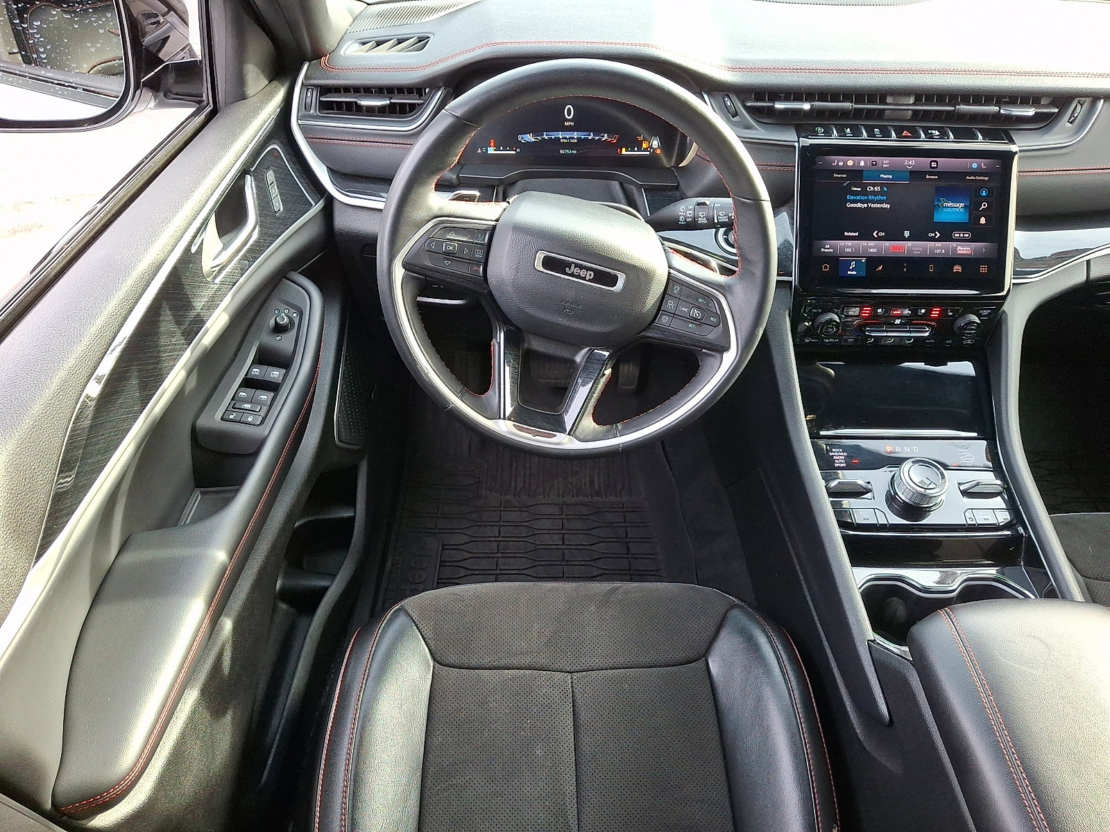 Used 2022 Jeep Grand Cherokee Trailhawk image 13