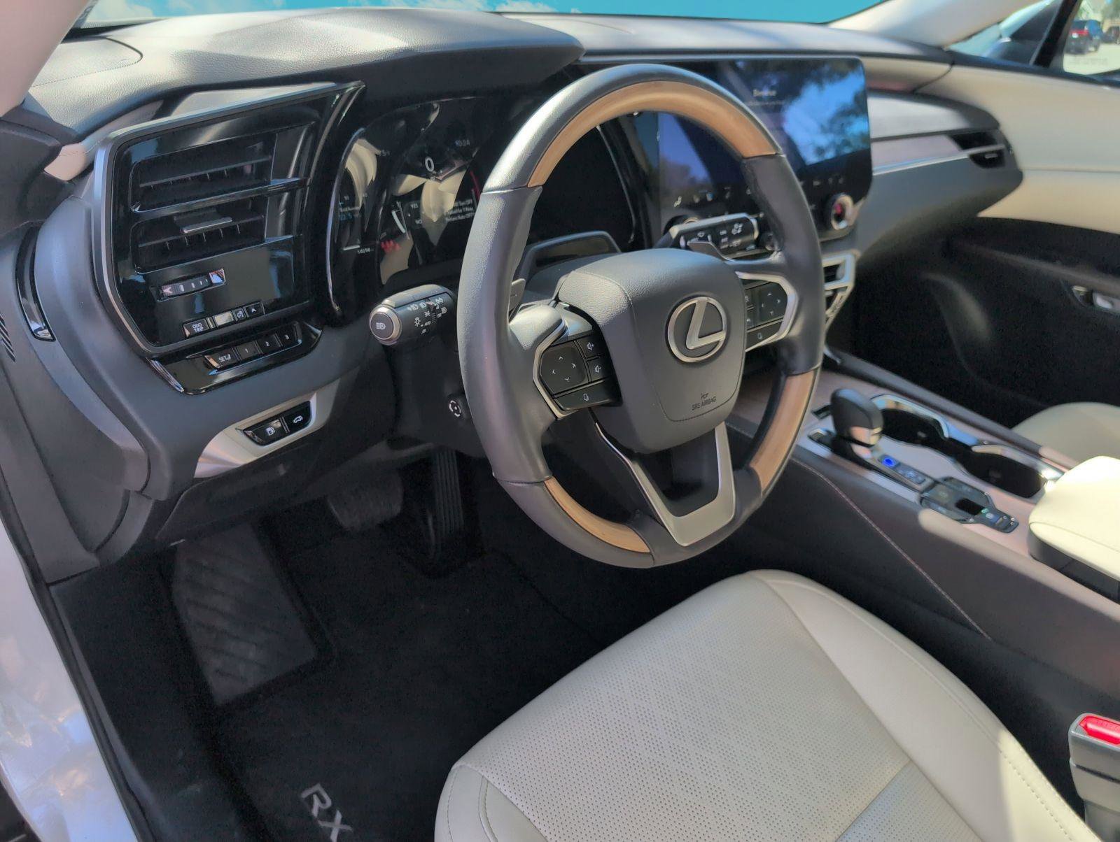 Certified 2025 Lexus RX 350 Premium Plus w/ Convenience Package image 13