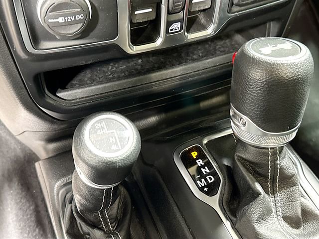 Used 2021 Jeep Wrangler Unlimited Sahara w/ Cold Weather Group image 18