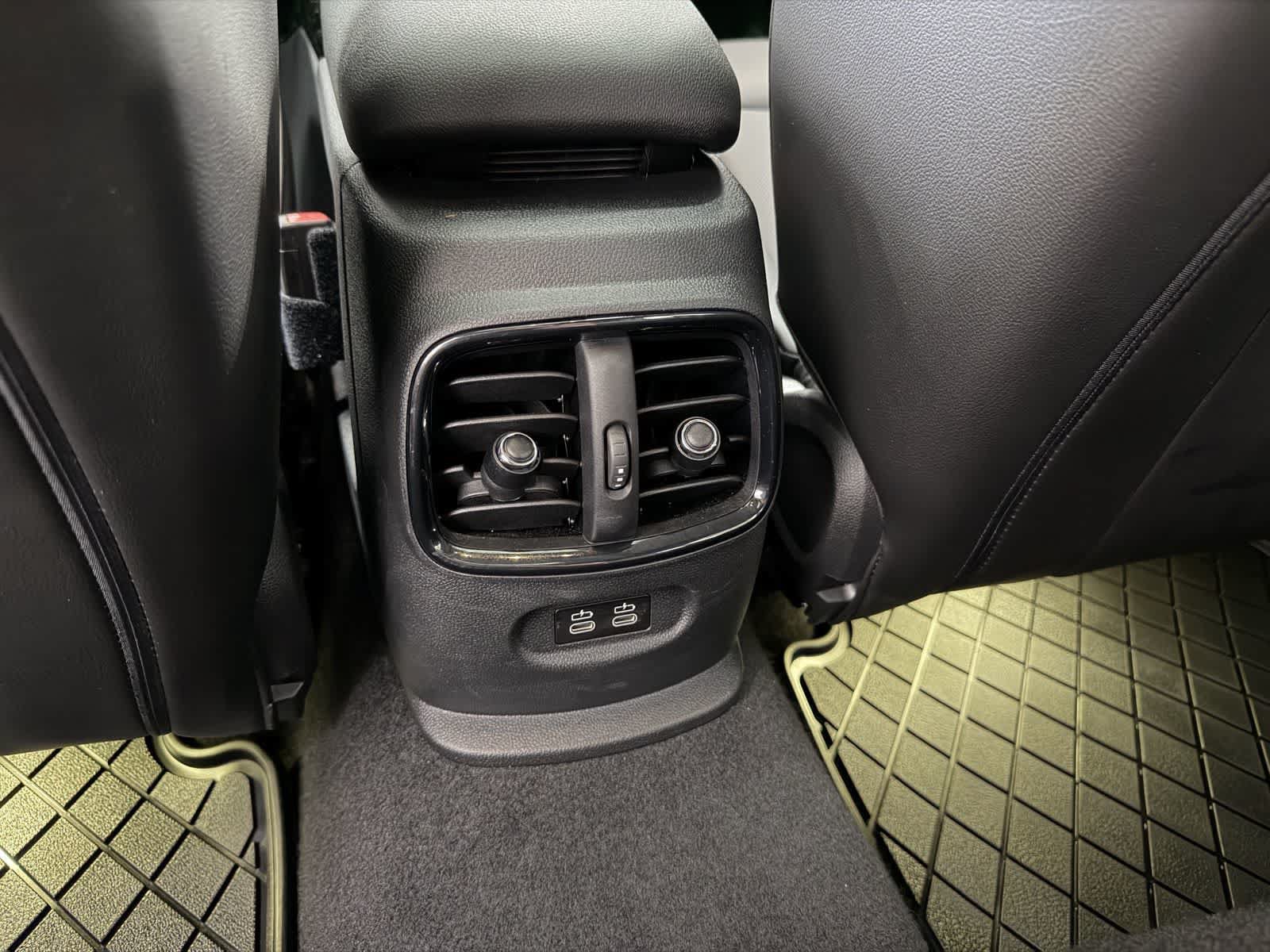 Used 2019 MINI Cooper Clubman S w/ Storage Package AWD/4WD image 13