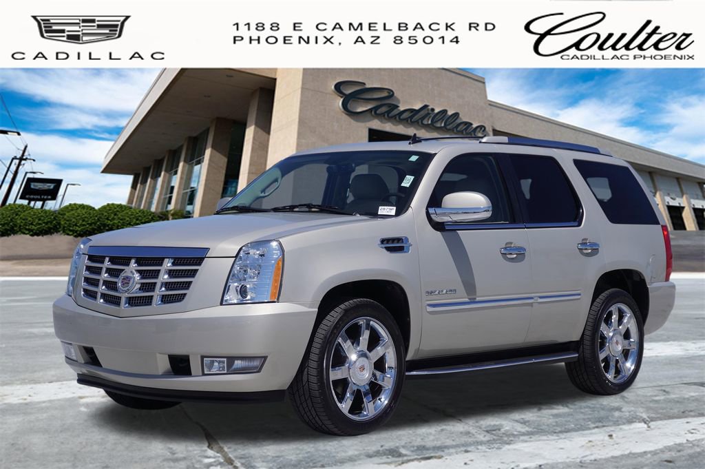 Used 2012 Cadillac Escalade Luxury AWD/4WD image 1