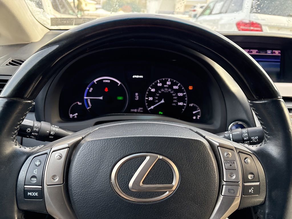 Used 2013 Lexus RX 450h AWD image 22