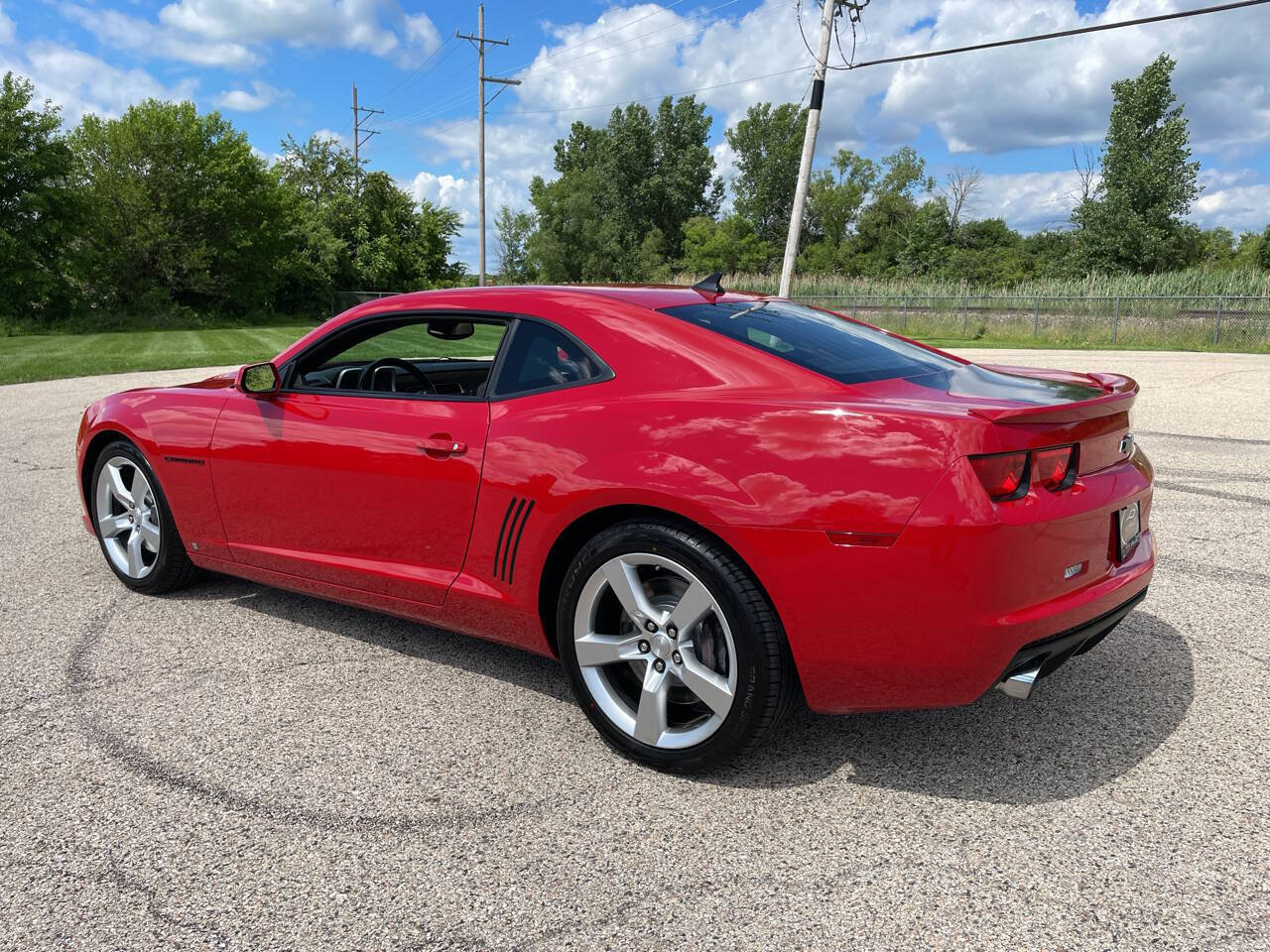 Used 2010 Chevrolet Camaro SS w/ LPO, Ground Effects Package RWD image 44