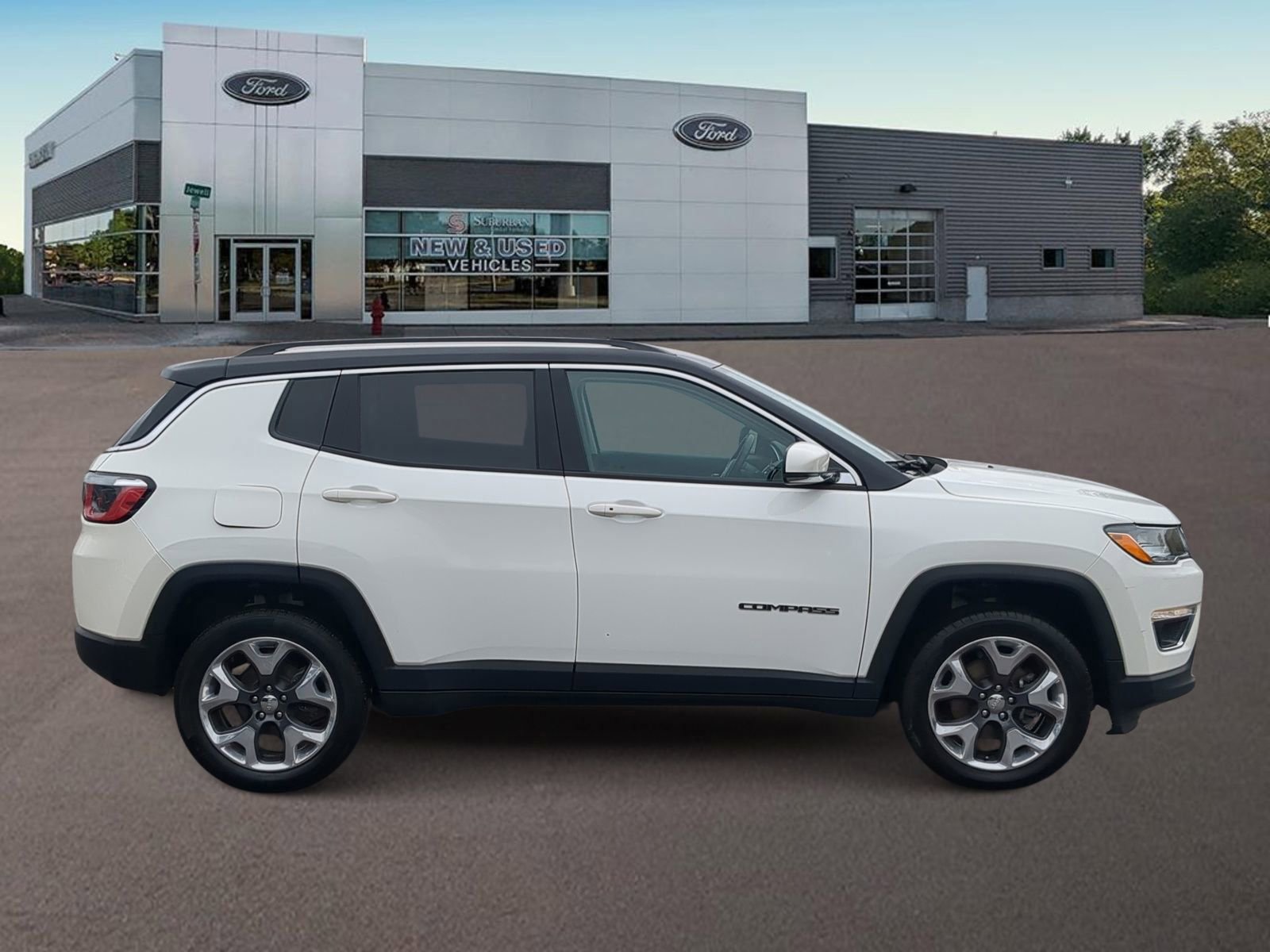 Used 2018 Jeep Compass Limited image 12
