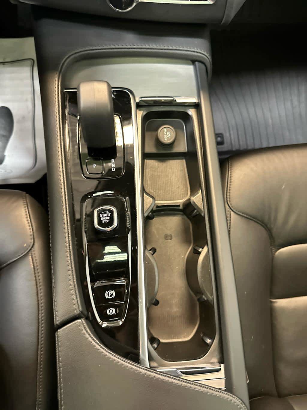 Used 2023 Volvo XC90 B5 Core w/ Protection Package image 18
