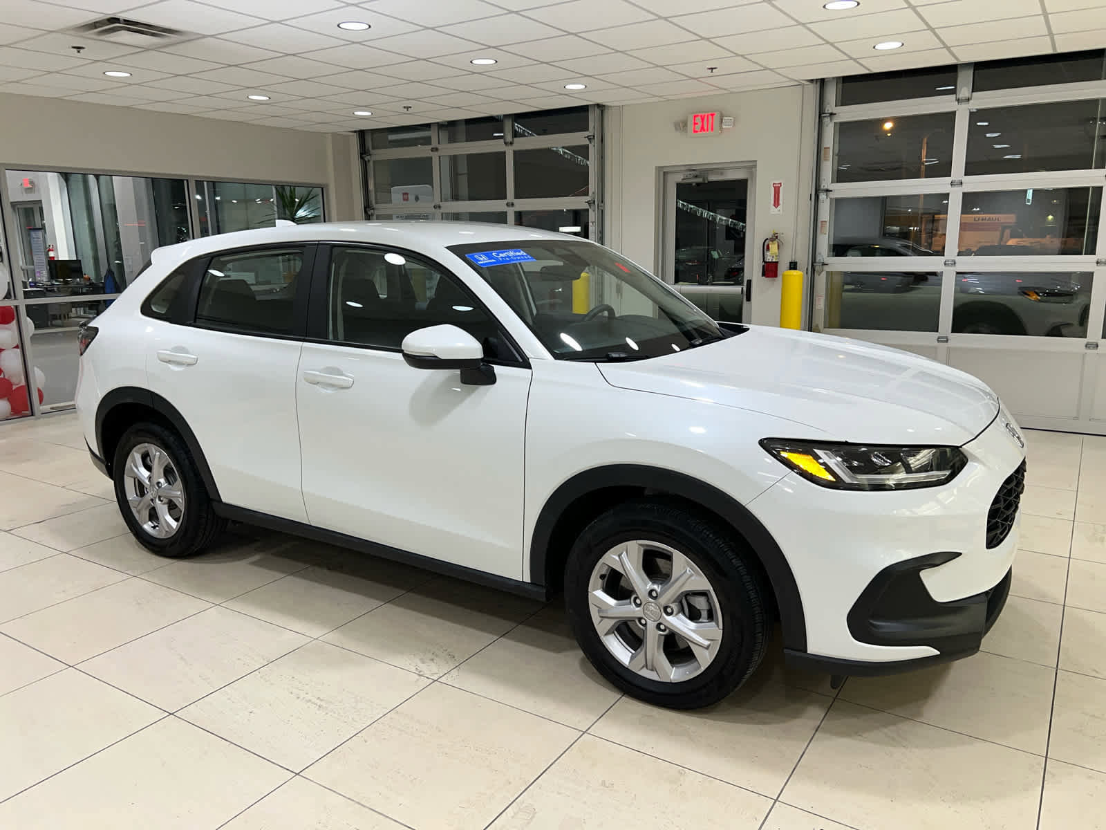 Certified 2023 Honda HR-V LX image 1