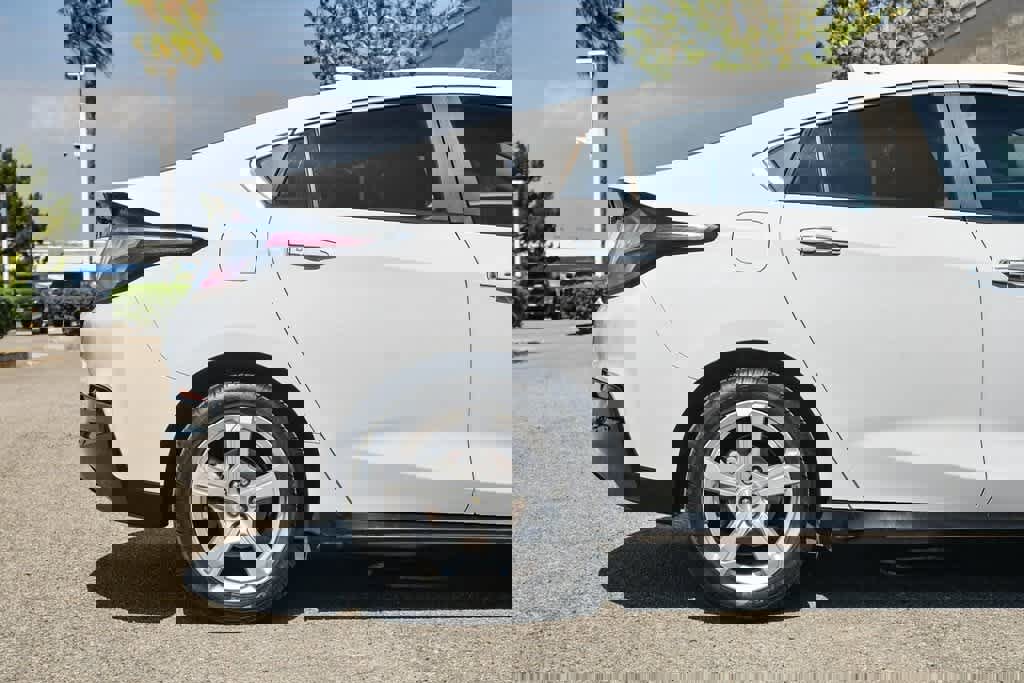 Used 2019 Chevrolet Volt LT w/ Power Convenience Package image 13