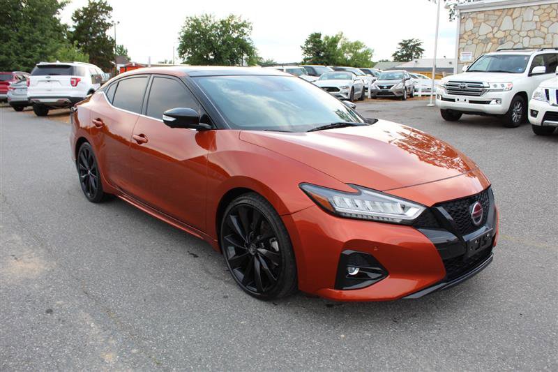 Used 2021 Nissan Maxima SR w/ Sport Mat Group FWD image 9