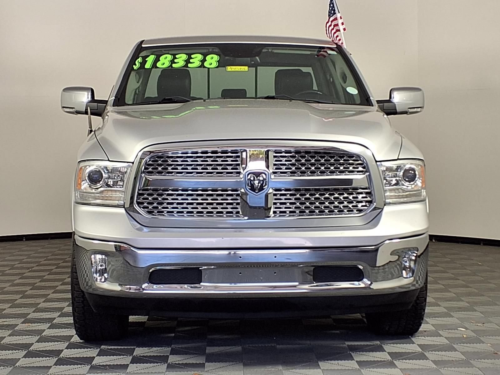 Used 2018 RAM 1500 Laramie RWD image 2