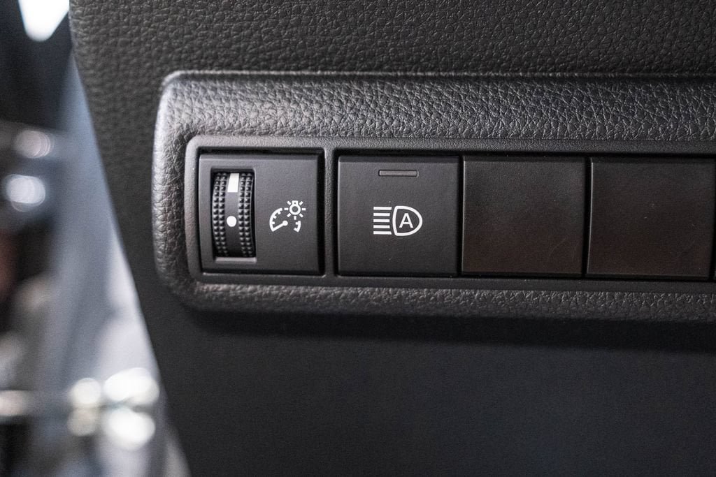 Used 2024 Toyota Corolla LE FWD image 21