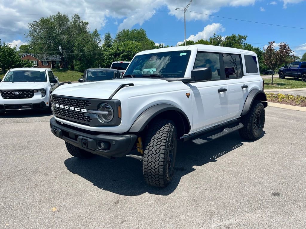New 2026 Ford Bronco Badlands AWD/4WD image 3