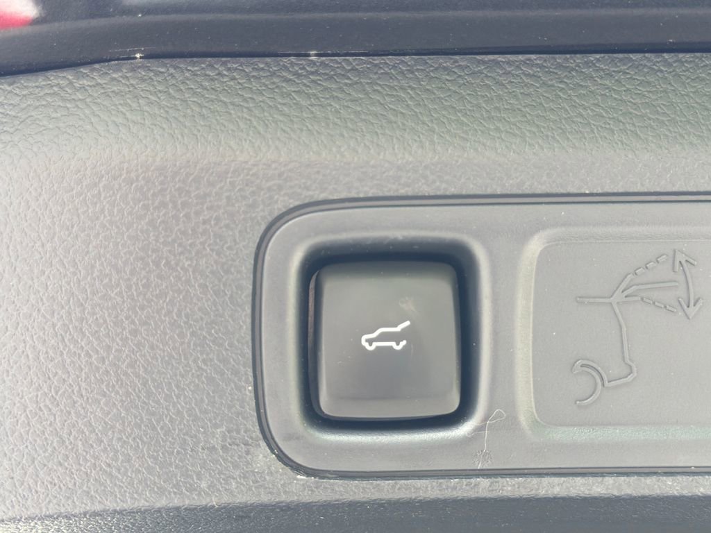 Used 2024 Ford Expedition XLT image 53