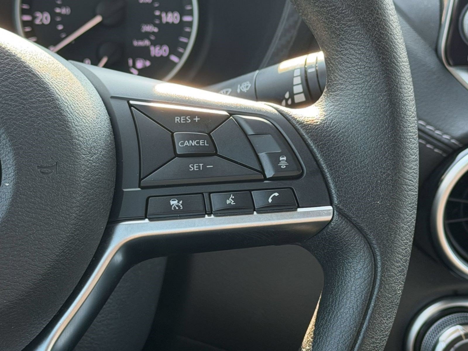 Used 2025 Nissan Sentra SV FWD image 20