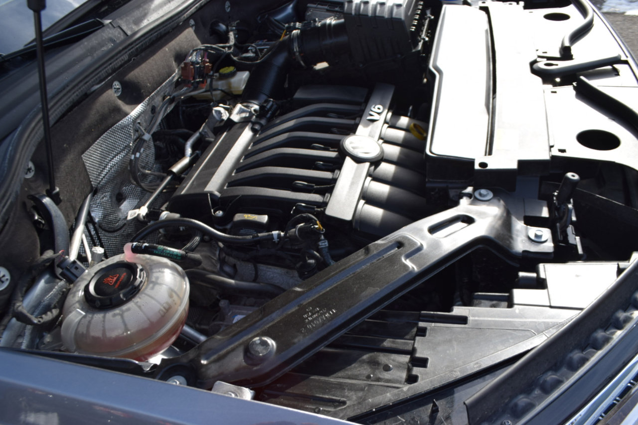 Used 2023 Volkswagen Atlas Cross Sport SEL image 34