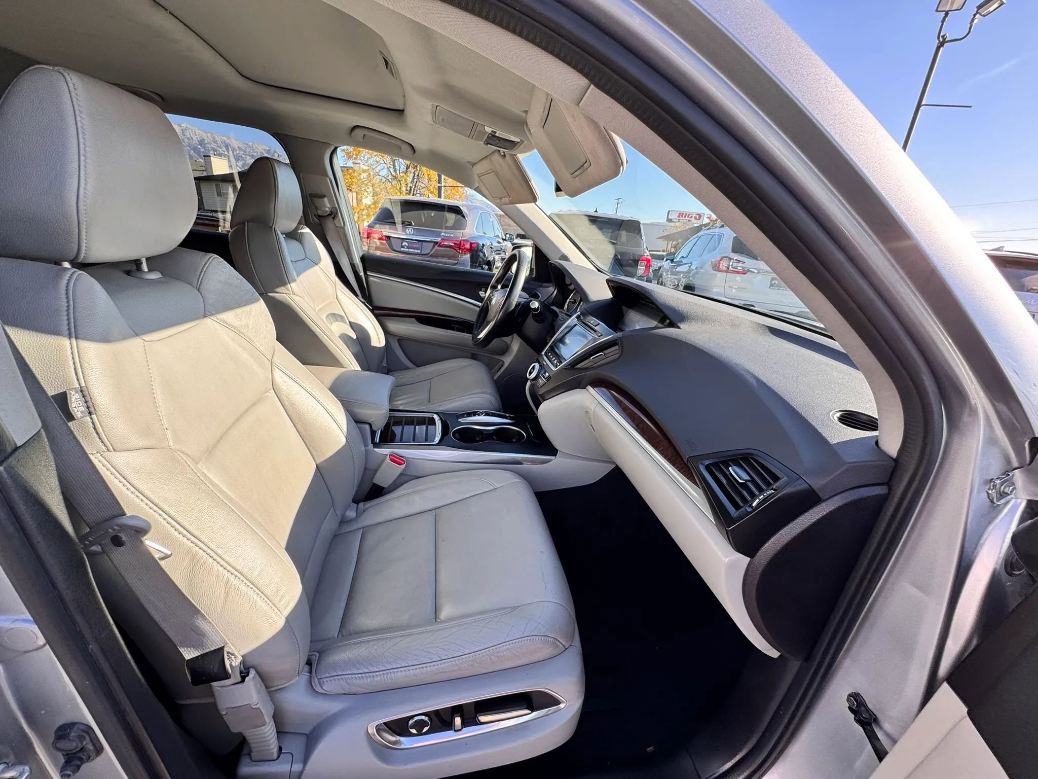 Used 2020 Acura MDX SH-AWD image 33