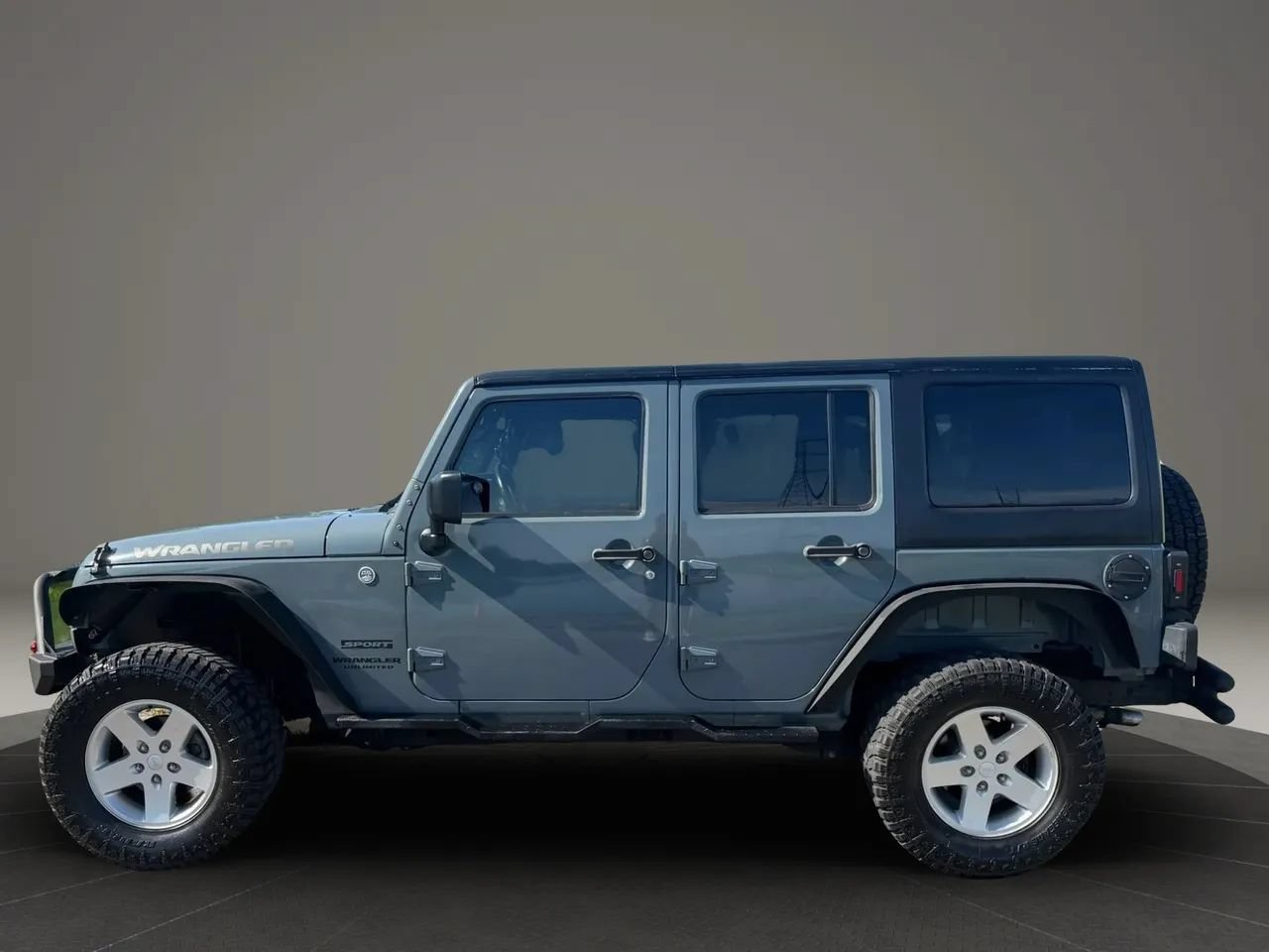 Used 2015 Jeep Wrangler Unlimited Sport w/ Quick Order Package 24S AWD/4WD image 4
