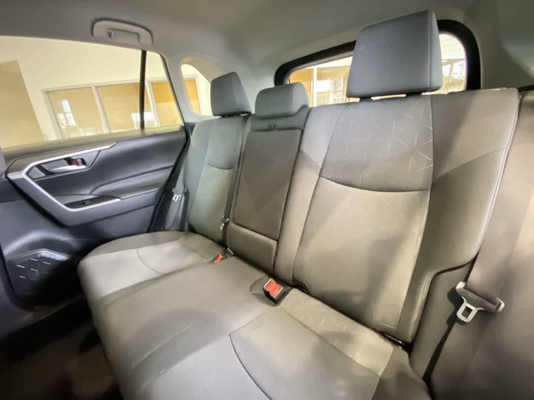 Certified 2025 Toyota RAV4 XLE AWD/4WD image 24