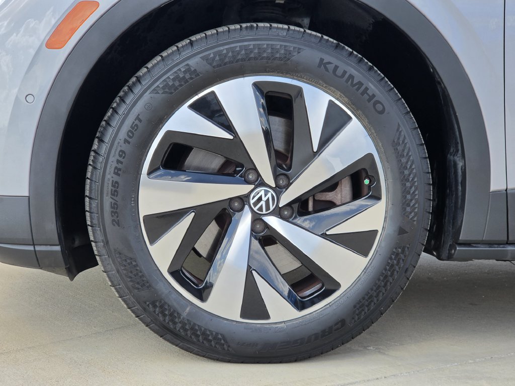 Used 2023 Volkswagen ID.4 Pro RWD image 8