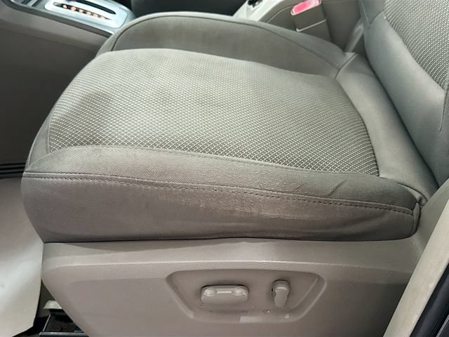 Used 2009 Saturn Vue XR w/ Convenience Package FWD image 17