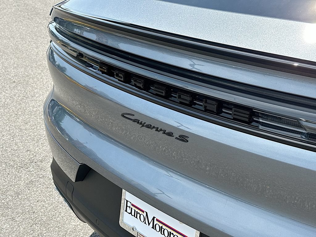 New 2026 Porsche Cayenne S AWD/4WD image 34