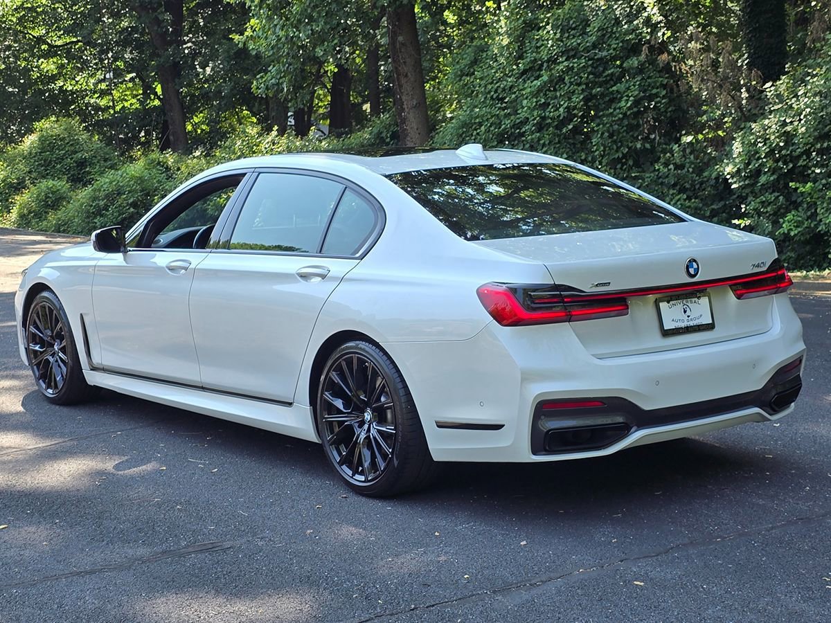 Used 2022 BMW 740i xDrive w/ M Sport Package AWD/4WD image 4