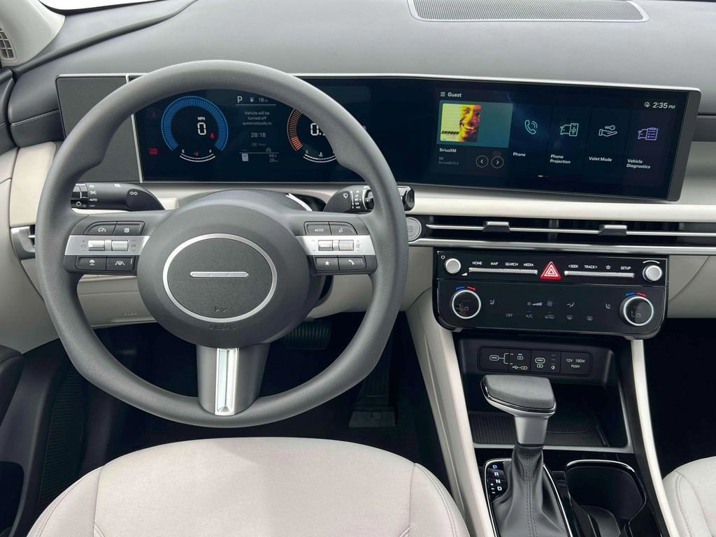 New 2025 Hyundai Tucson SEL image 17