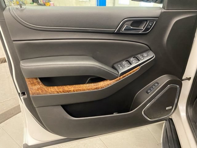 Used 2017 Chevrolet Suburban Premier AWD/4WD image 27