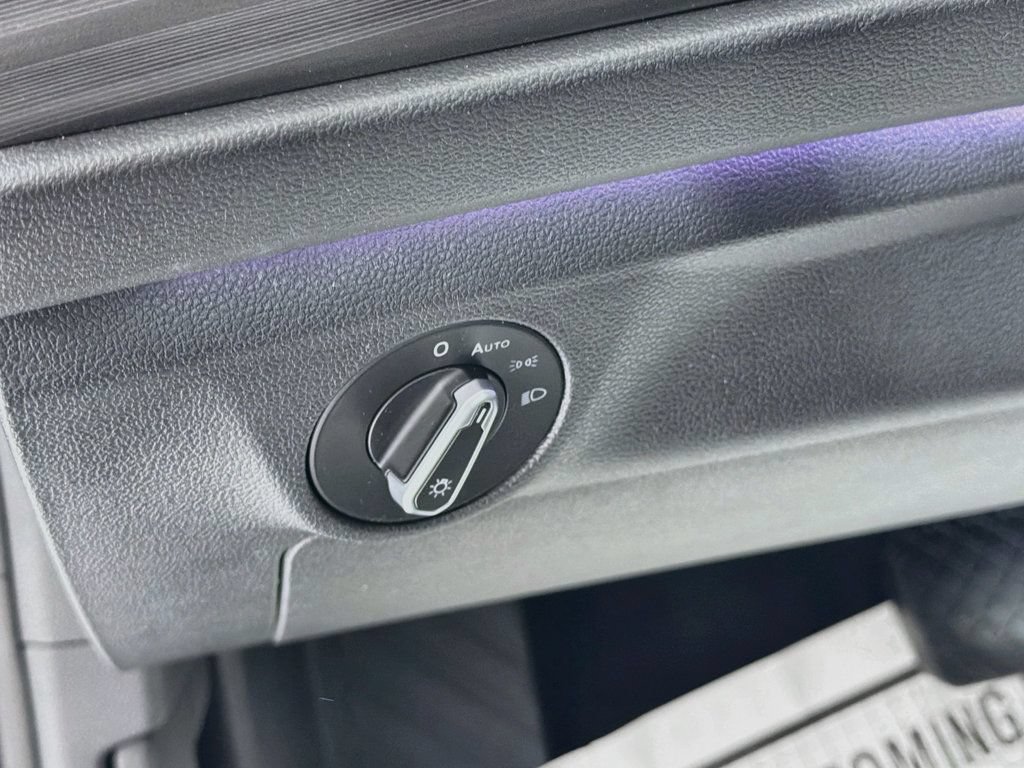 Used 2021 Volkswagen Jetta SEL FWD image 10