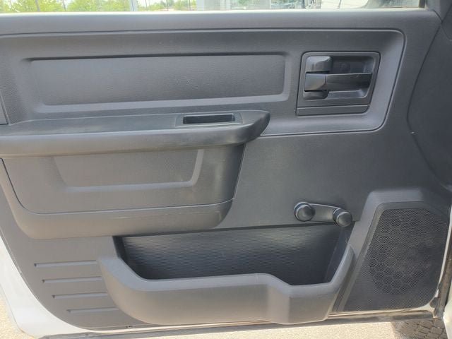 Used 2012 RAM 2500 ST w/ Chrome Appearance Group AWD/4WD image 6