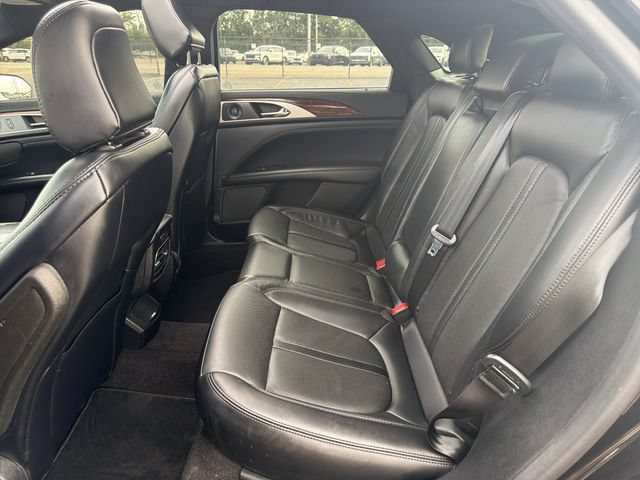 Certified 2020 Lincoln MKZ Reserve w/ Monochromatic Package FWD image 29