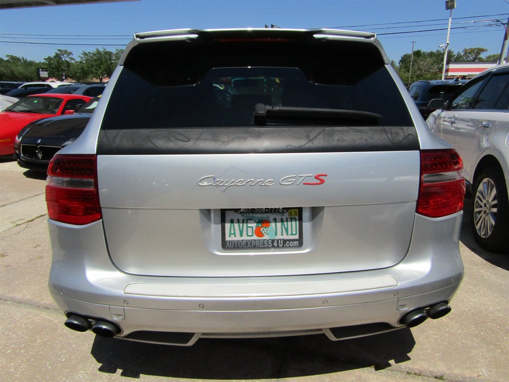 Used 2010 Porsche Cayenne GTS AWD/4WD image 3