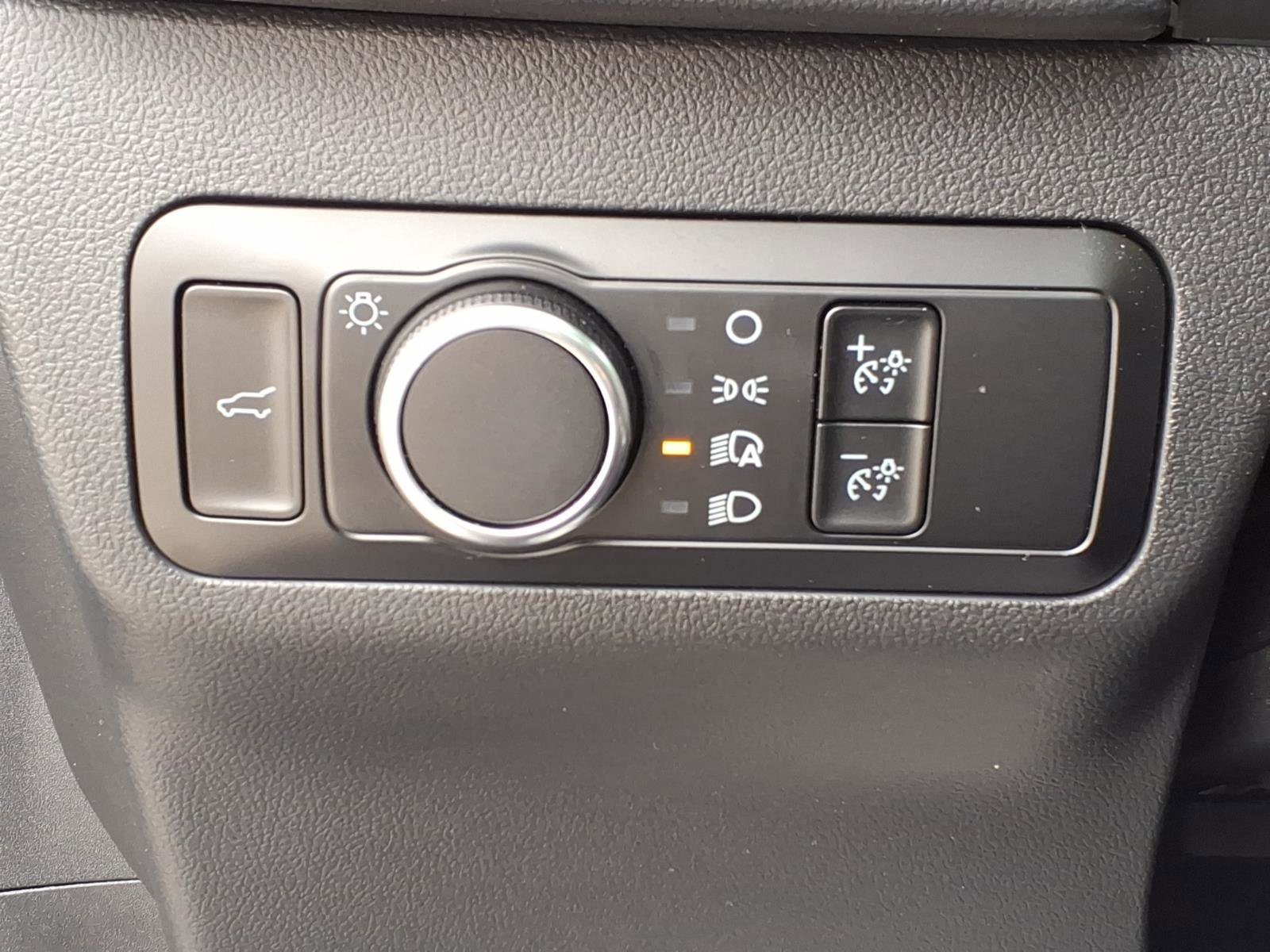 Used 2024 Ford Escape ST-Line w/ Tech Pack #1 AWD/4WD image 18