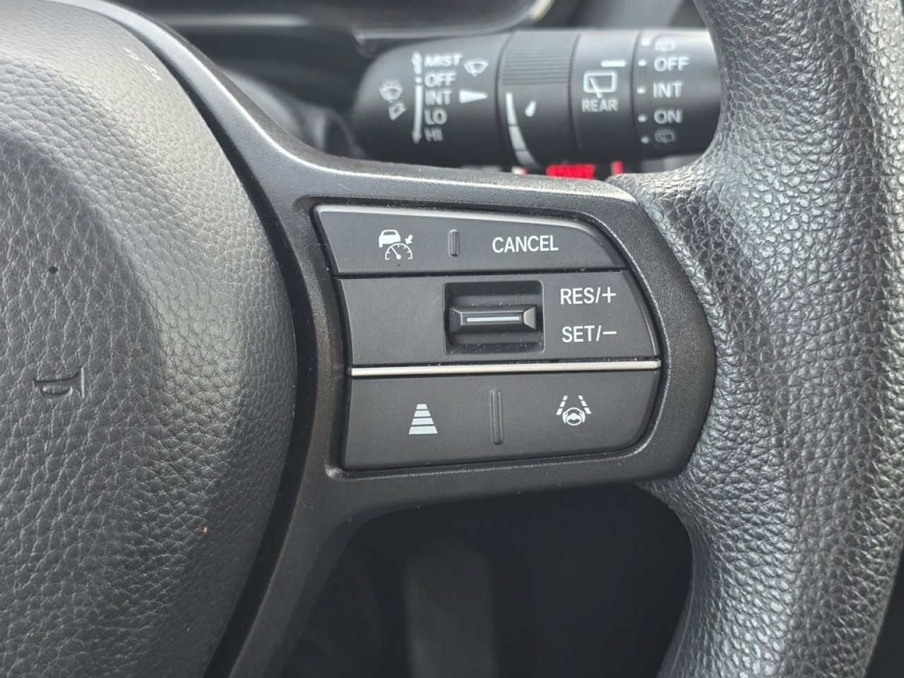 Used 2023 Honda CR-V EX image 31