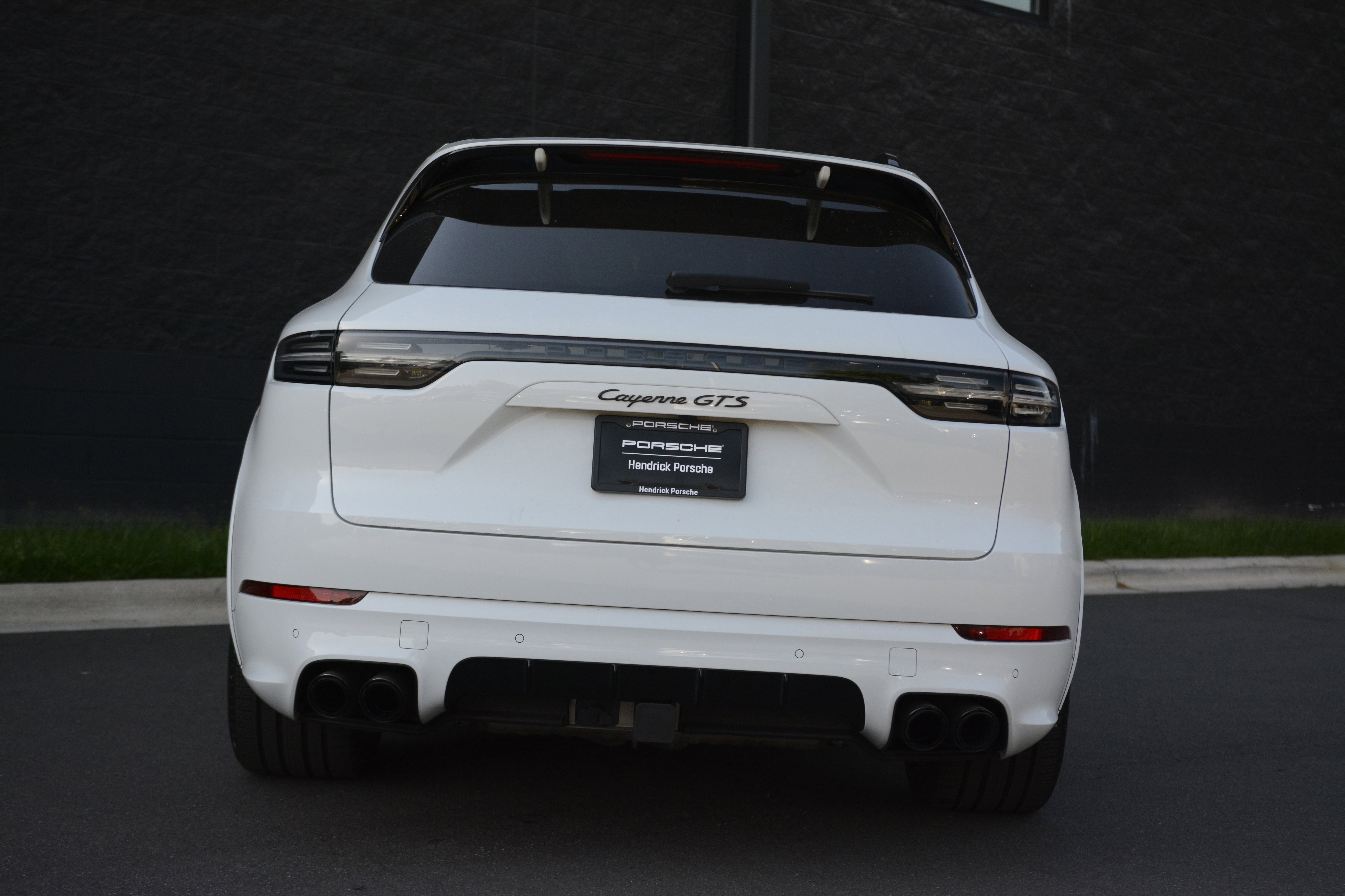 Certified 2022 Porsche Cayenne GTS AWD/4WD image 6