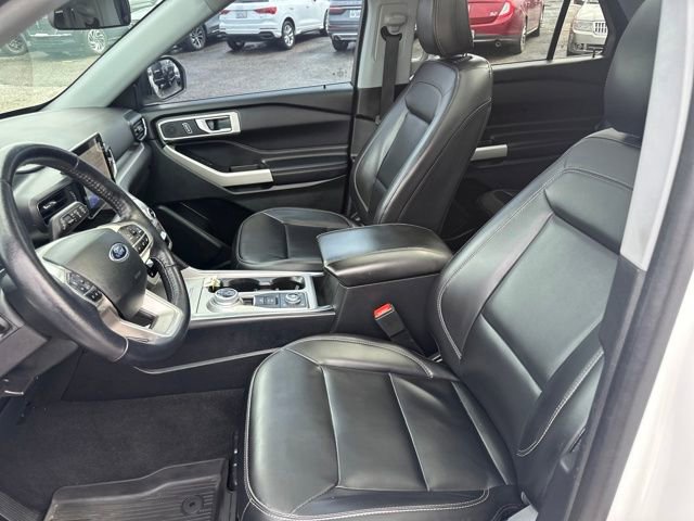 Used 2021 Ford Explorer XLT w/ Equipment Group 202A image 35