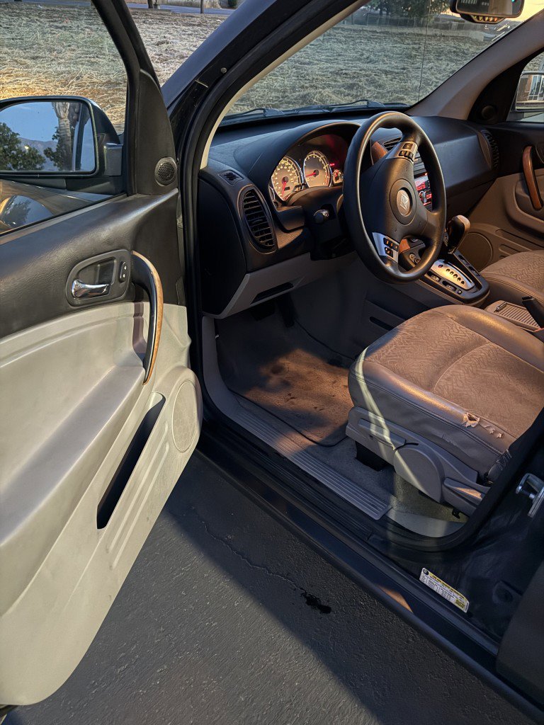 Used 2007 Saturn Vue 2WD V6 image 8