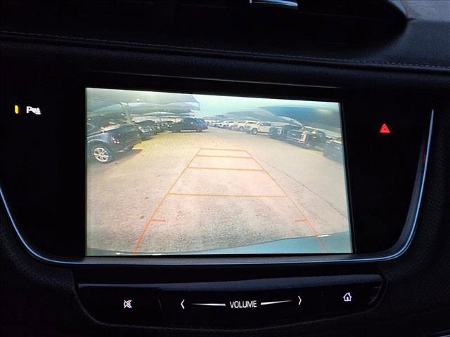 Used 2018 Cadillac XT5 FWD image 17