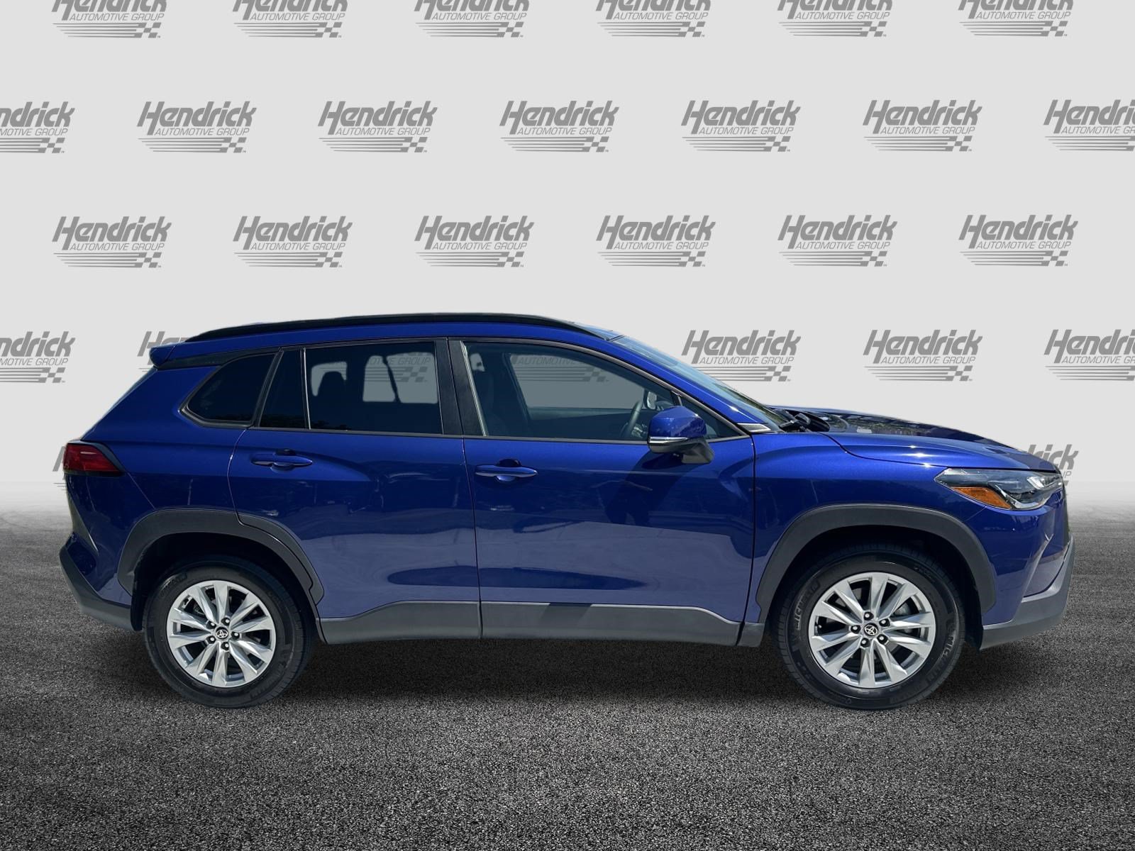 Certified 2023 Toyota Corolla Cross LE w/ Moonroof Package FWD image 11