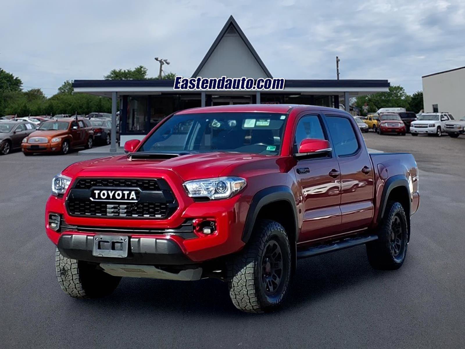 Used 2017 Toyota Tacoma TRD Pro image 1
