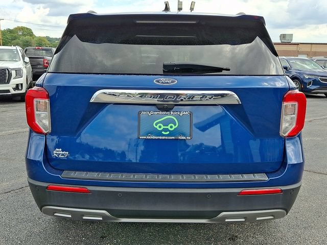 Used 2023 Ford Explorer XLT w/ Equipment Group 202A RWD image 5