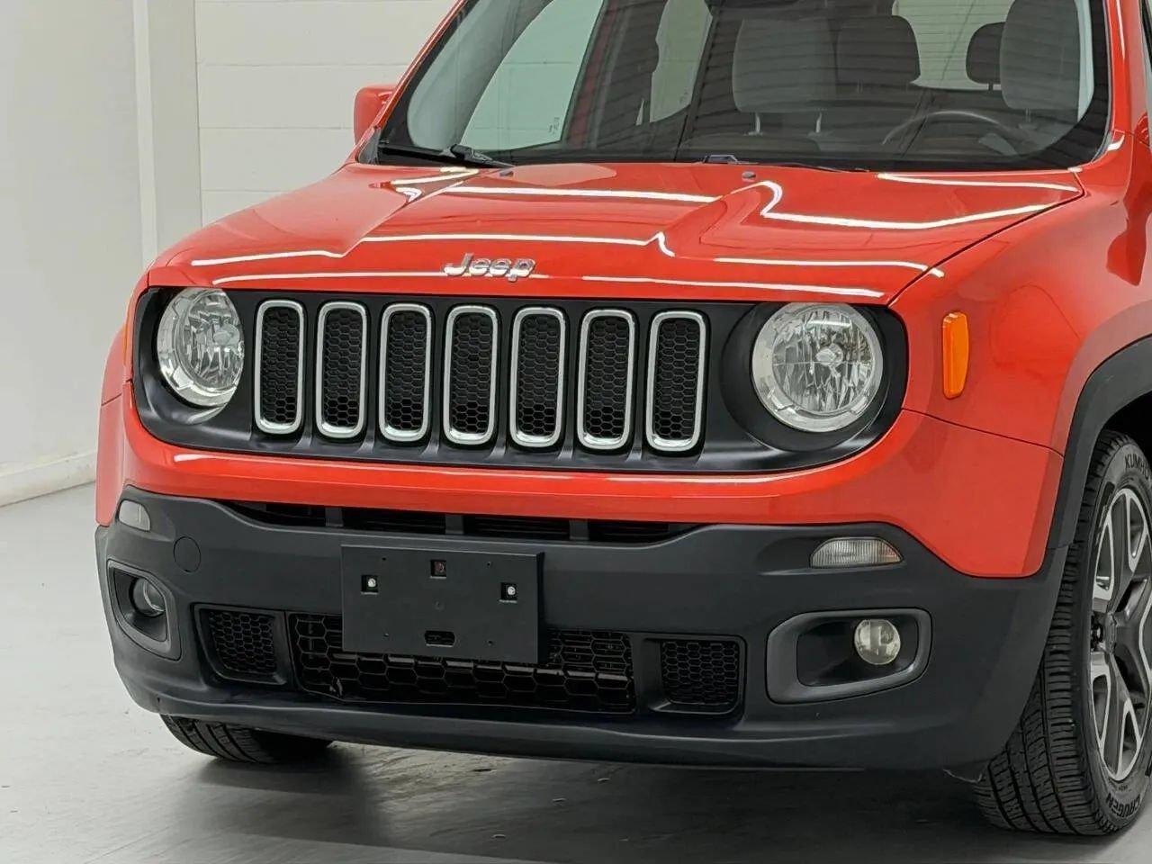 Used 2017 Jeep Renegade Latitude FWD image 45