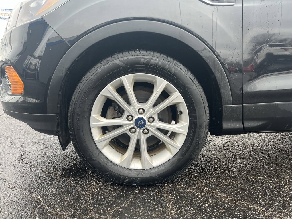 Used 2019 Ford Escape S image 25