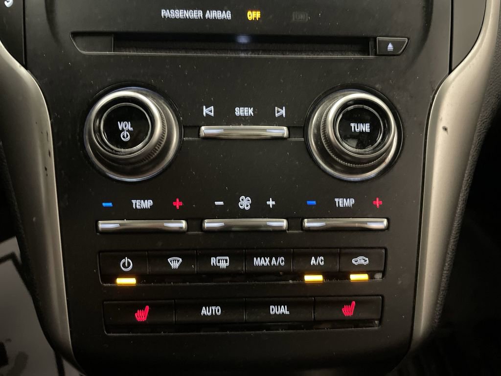 Used 2015 Lincoln MKC AWD w/ Equipment Group 101A Select image 11
