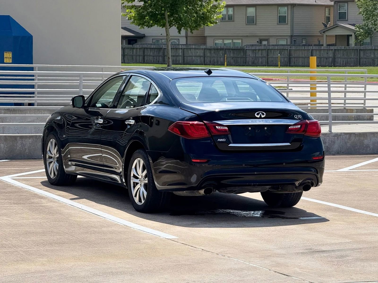 Used 2016 INFINITI Q70 3.7 AWD/4WD image 5
