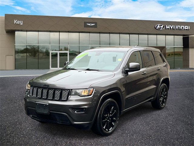 Used 2020 Jeep Grand Cherokee Altitude