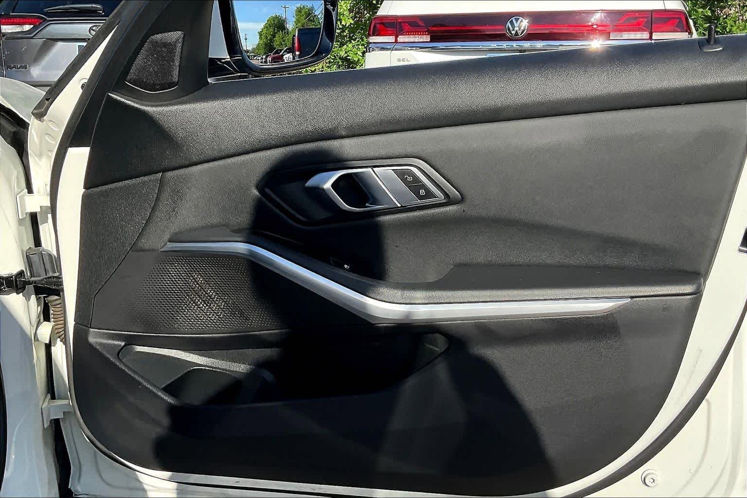 Used 2019 BMW 330i Sedan w/ Driving Assistance Package RWD image 23