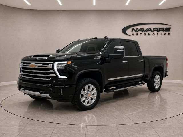 Used 2024 Chevrolet Silverado 2500 High Country w/ High Country Premium Package AWD/4WD image 3