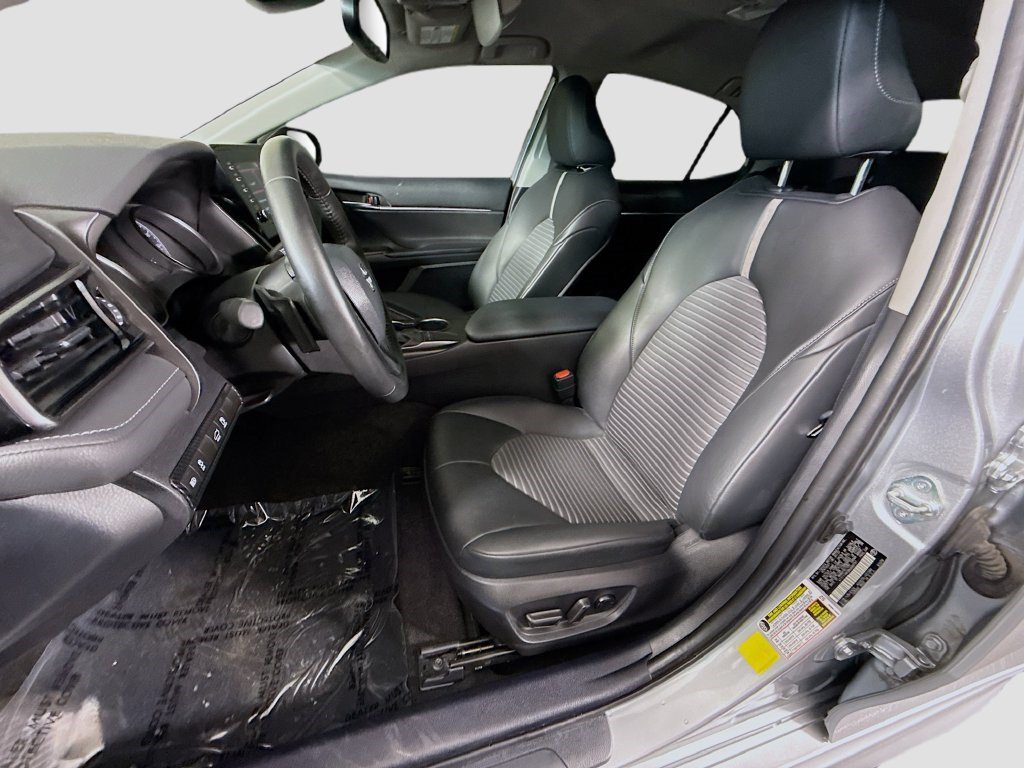 Used 2022 Toyota Camry SE w/ Convenience Package FWD image 21